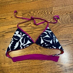 Reversible Black & White Floral Triangle Bikini Top with Magenta Trim